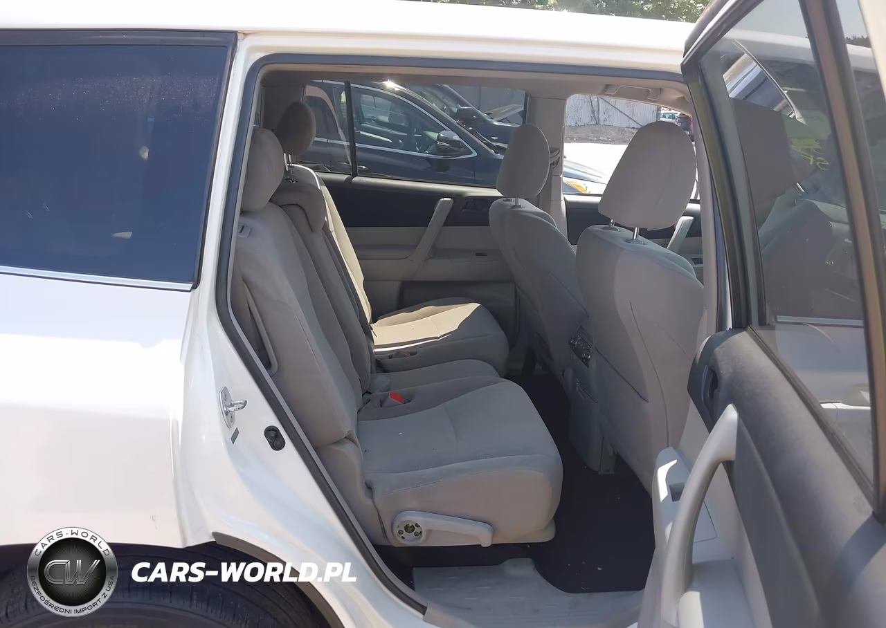 2013 Toyota Highlander Base V6 VIN:5TDZK3EH7DS105073 - 8