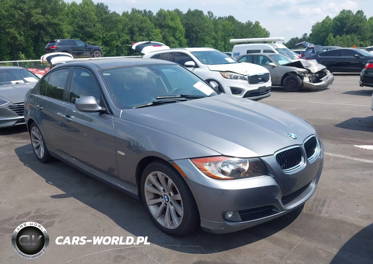 2011 BMW 328I – zdjęcie 1 z 11