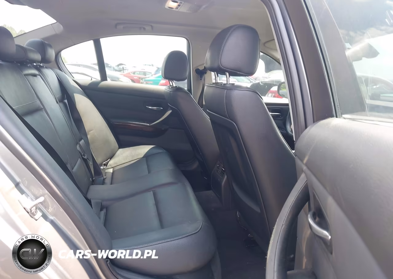 2011 BMW 328I VIN:WBAPH7G52BNN04294 - 8