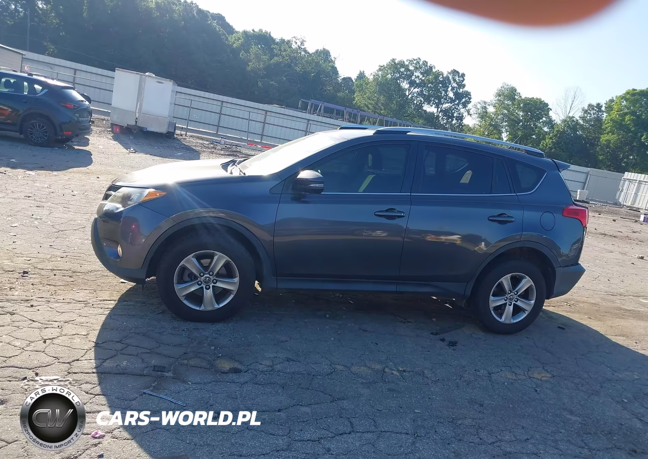 2015 Toyota Rav4 Xle VIN:JTMRFREV6FJ021730 - 14