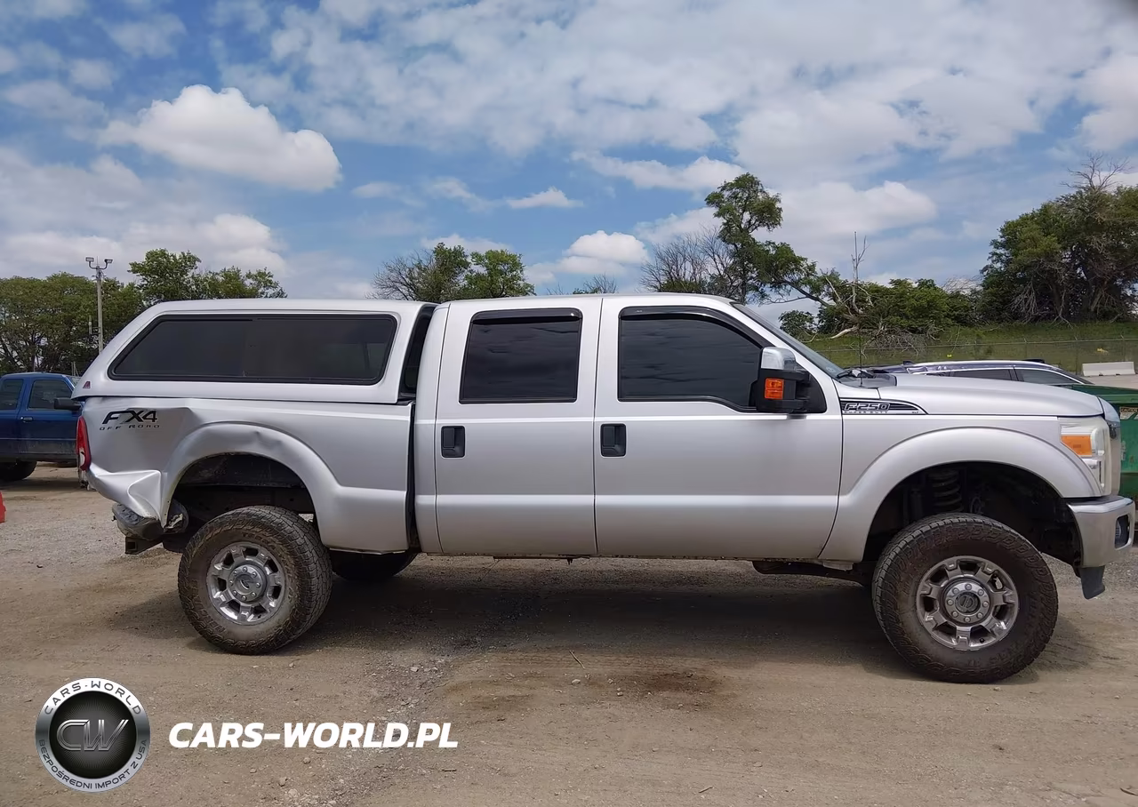2015 Ford F-250 Xlt VIN:1FT7W2B62FEB92379 - 14