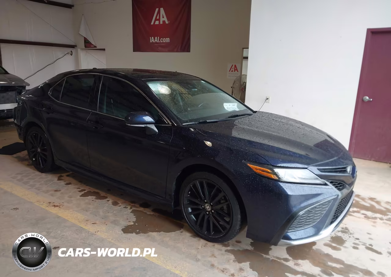 2022 Toyota Camry Xse – zdjęcie 1 z 17