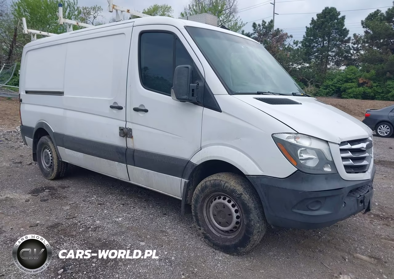 2017 Freightliner Sprinter 2500 Standard Roof V6 – zdjęcie 1 z 17
