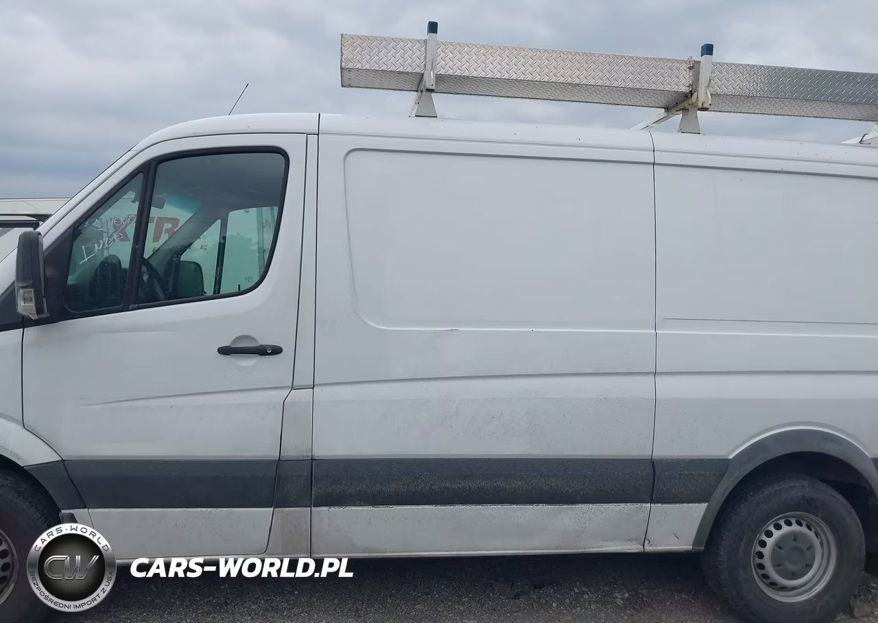 2017 Freightliner Sprinter 2500 Standard Roof V6 VIN:WDYPE7CD7HP573928 - 14