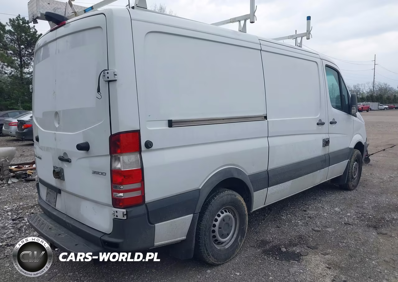 2017 Freightliner Sprinter 2500 Standard Roof V6 VIN:WDYPE7CD7HP573928 - 4