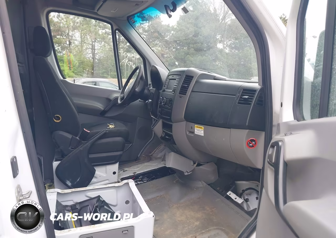 2017 Freightliner Sprinter 2500 Standard Roof V6 VIN:WDYPE7CD7HP573928 - 5