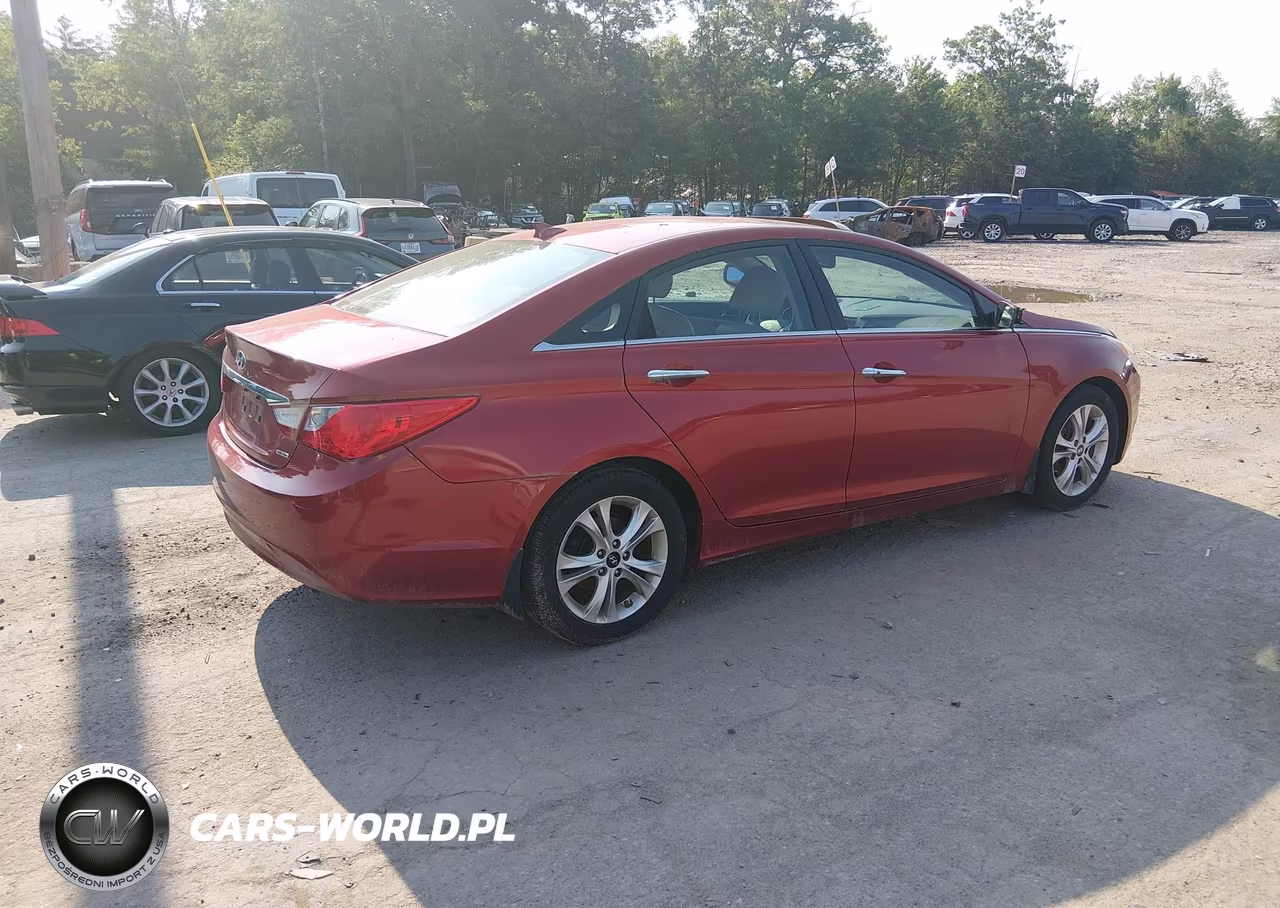 2013 Hyundai Sonata Limited VIN:5NPEC4AC7DH686446 - 4