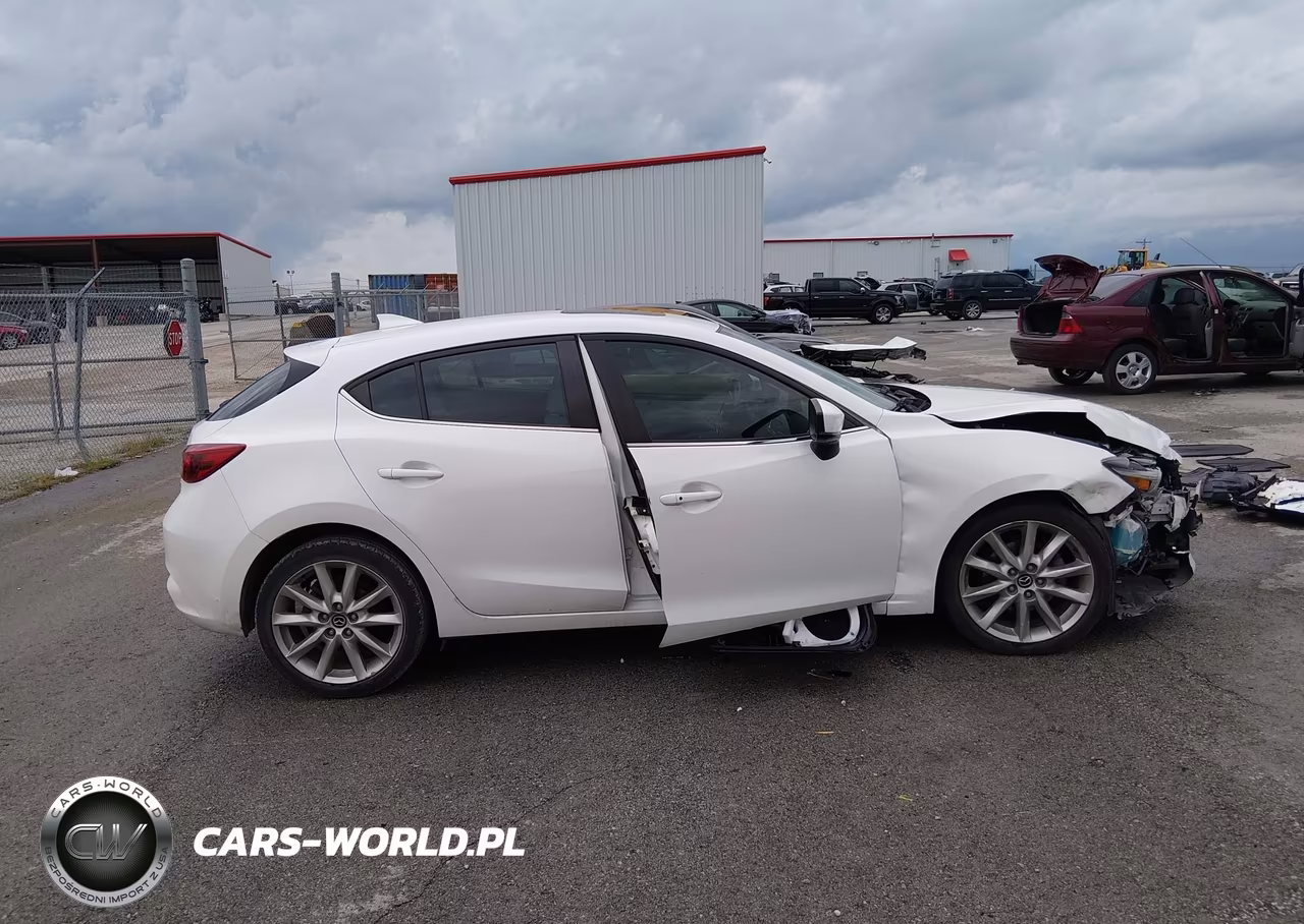 2017 Mazda Mazda3 Grand Touring VIN:JM1BN1M37H1114037 - 14