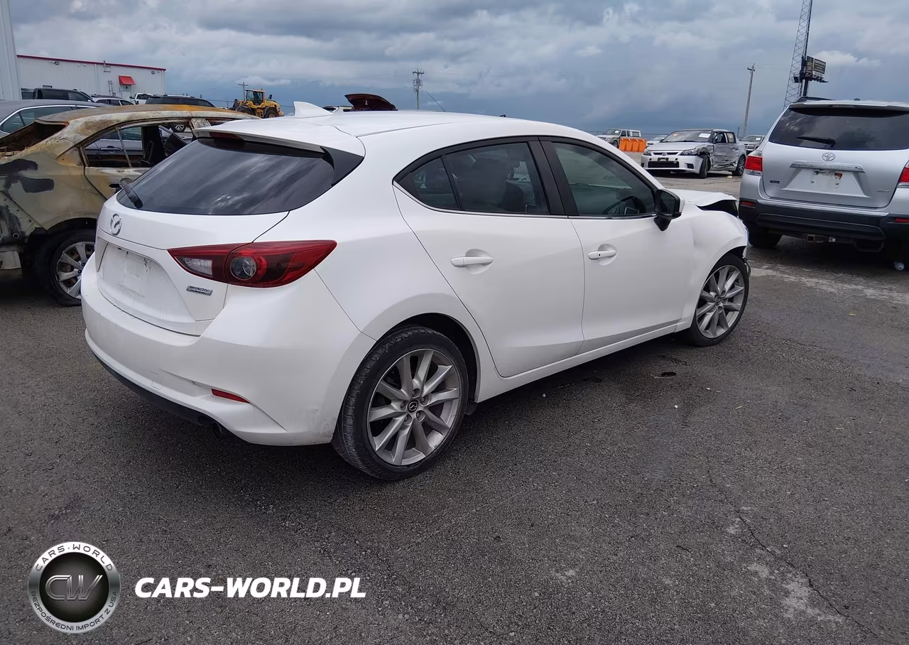 2017 Mazda Mazda3 Grand Touring VIN:JM1BN1M37H1114037 - 4