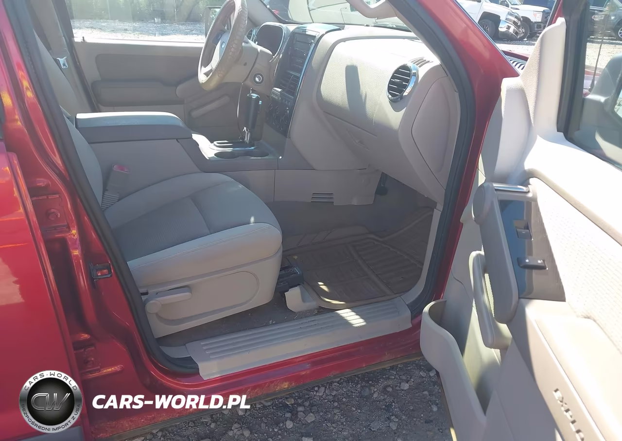 2006 Ford Explorer Xlt VIN:1FMEU73E86UA93163 - 5