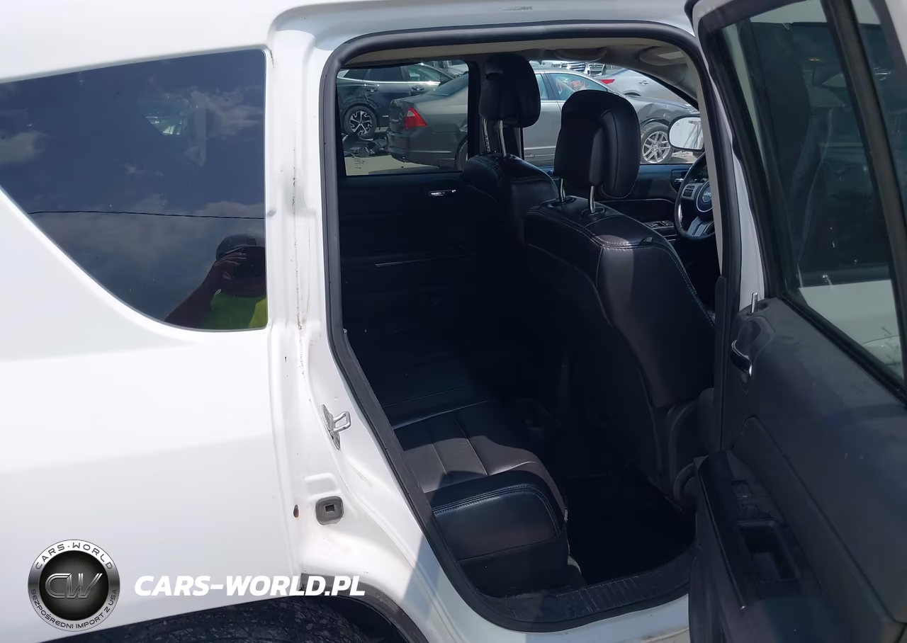 2012 Jeep Compass Limited VIN:1C4NJDCBXCD662124 - 8