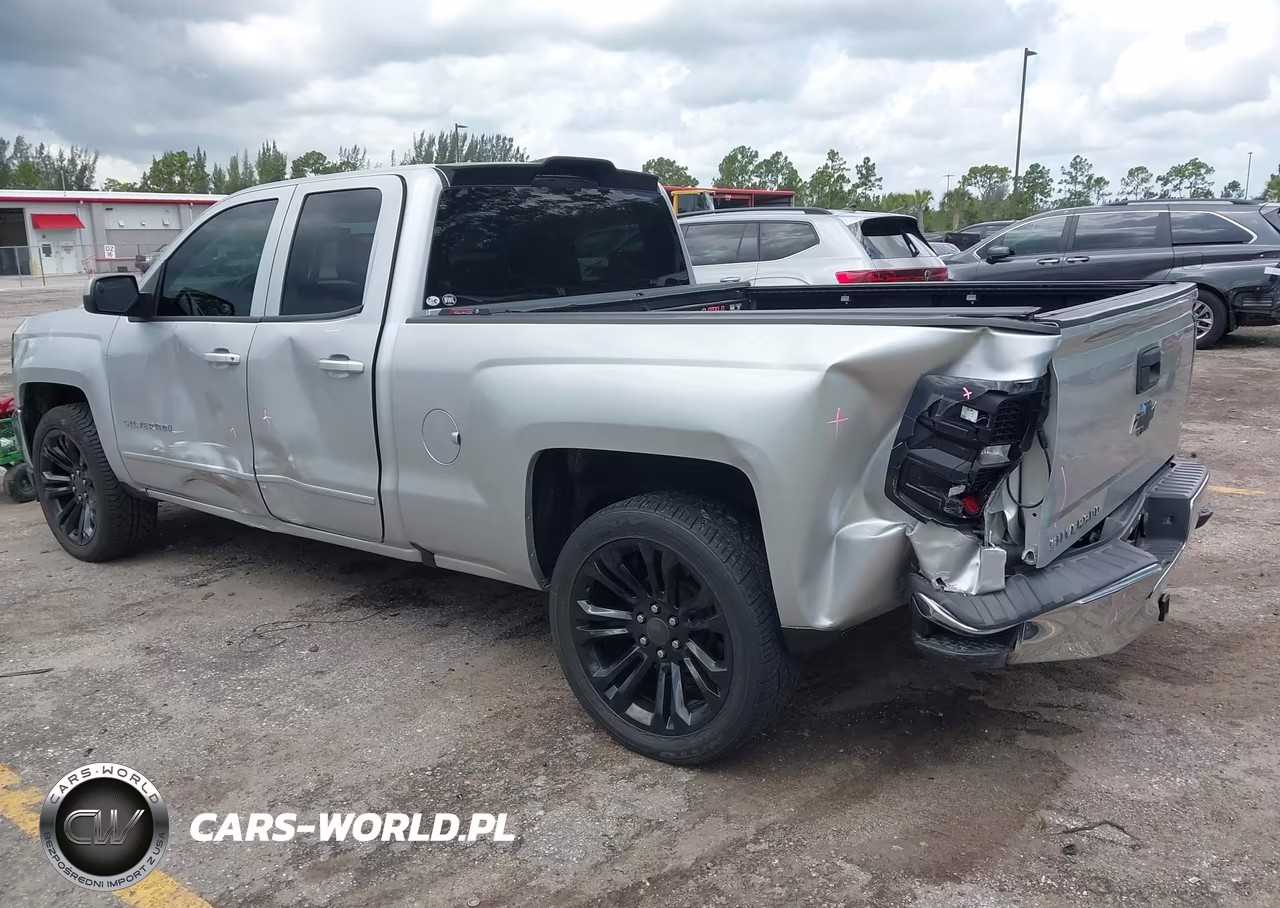 2019 Chevrolet Silverado 1500 Ld Lt VIN:2GCRCPEC0K1141118 - 3