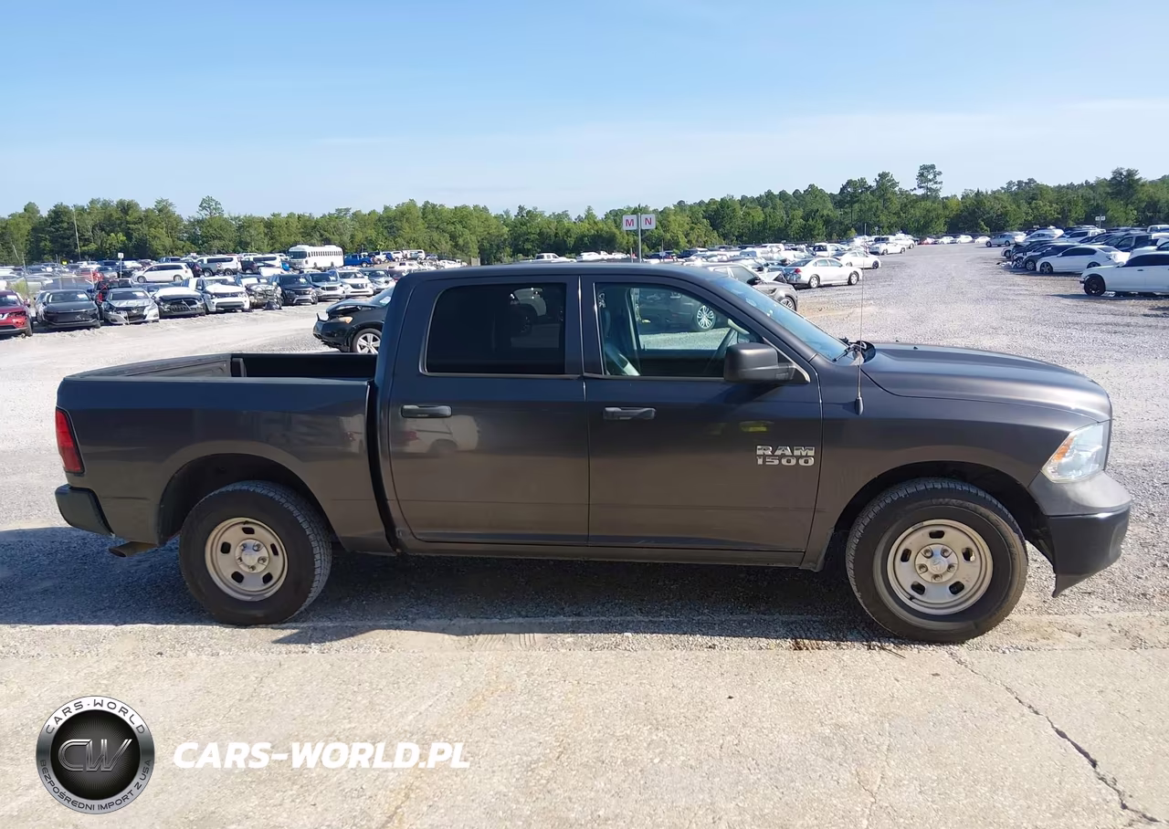 2018 Ram 1500 Tradesman 4X2 5'7 Box VIN:1C6RR6KG3JS317231 - 13