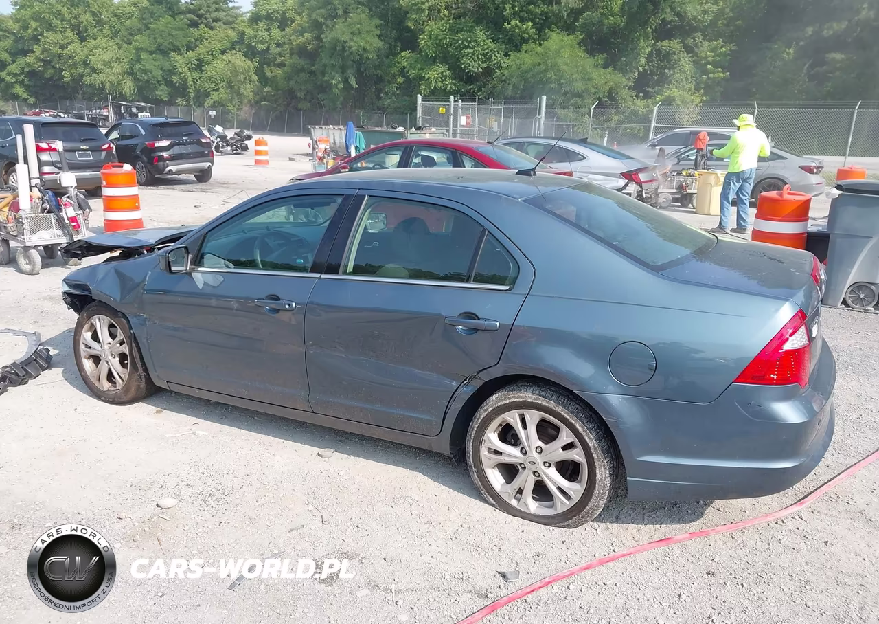 2012 Ford Fusion Se VIN:3FAHP0HA8CR148483 - 3