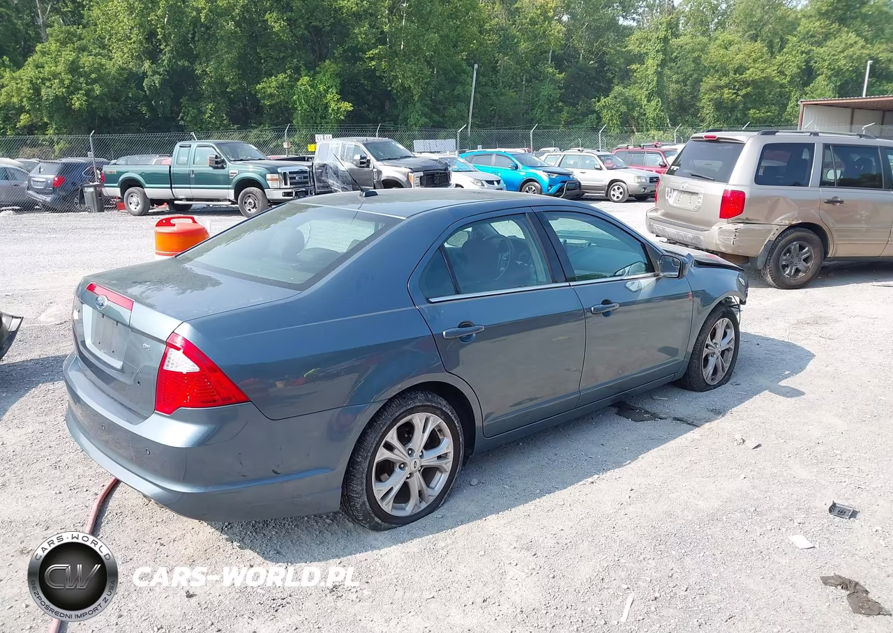 2012 Ford Fusion Se VIN:3FAHP0HA8CR148483 - 4