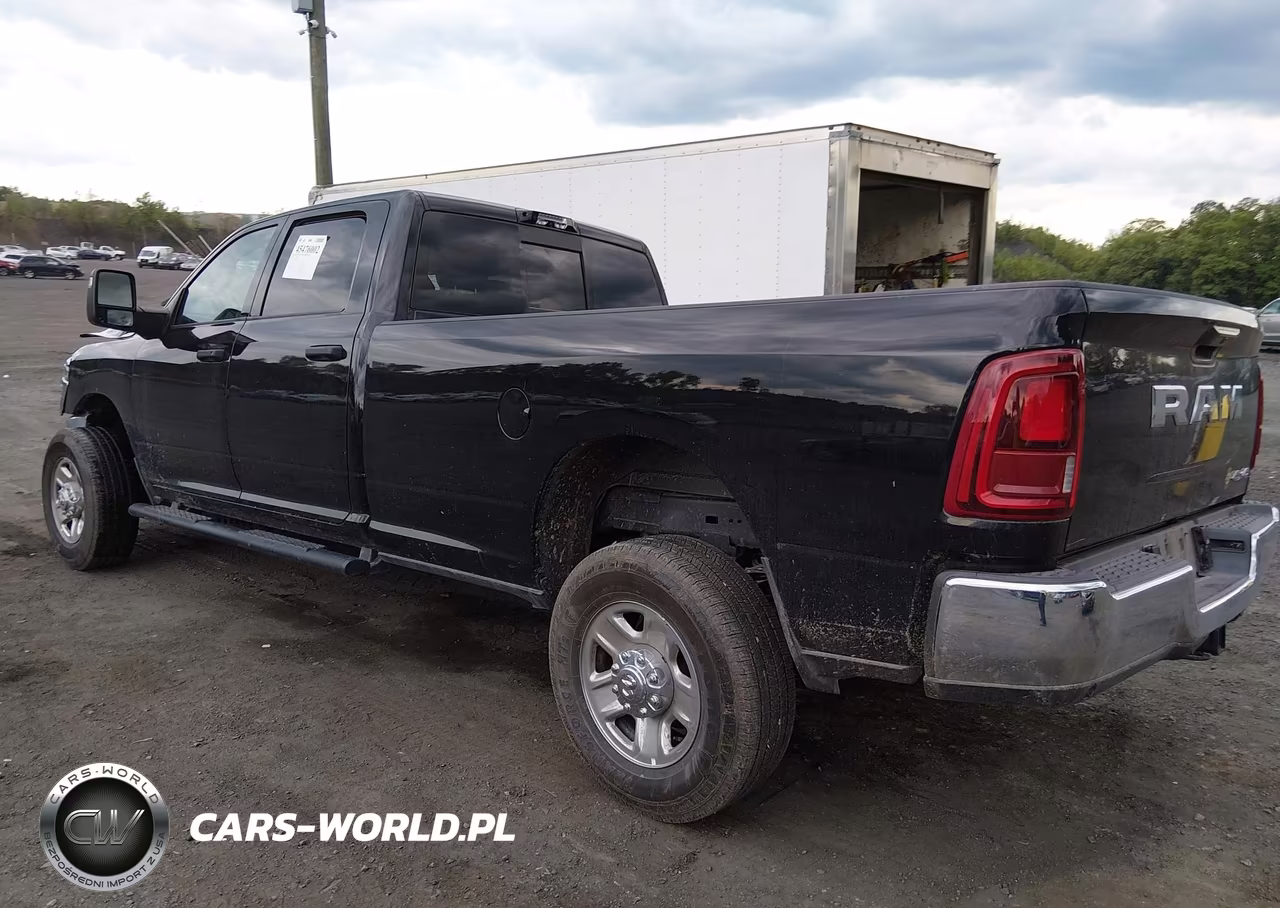 2025 Ram 2500 Tradesman 4X4 8' Box VIN:3C6UR5HJ5SG586878 - 3