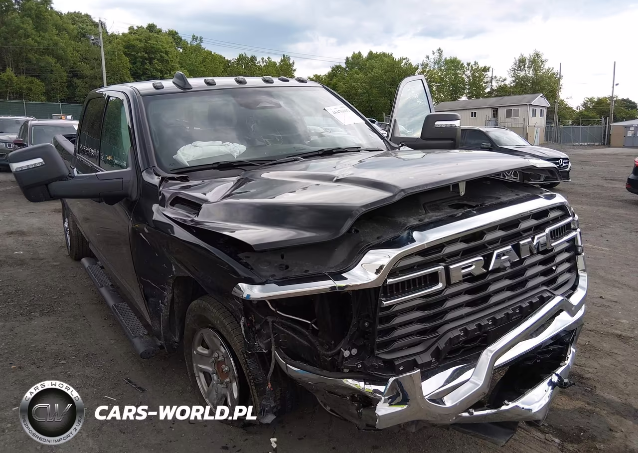 2025 Ram 2500 Tradesman 4X4 8' Box VIN:3C6UR5HJ5SG586878 - 6