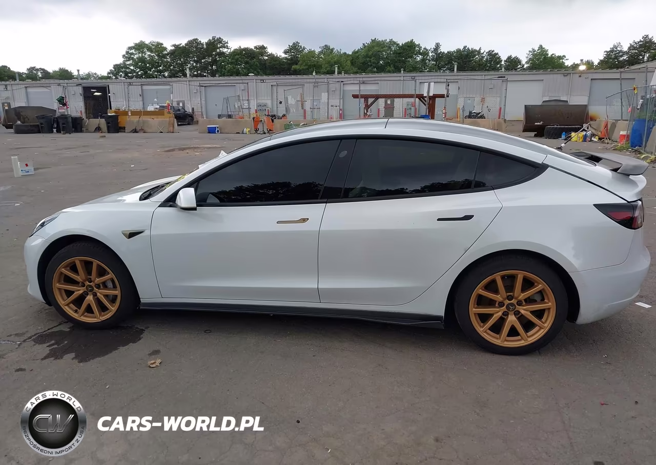 2021 Tesla Model 3 Standard Range Plus Rear-Wheel Drive VIN:5YJ3E1EA7MF048320 - 14