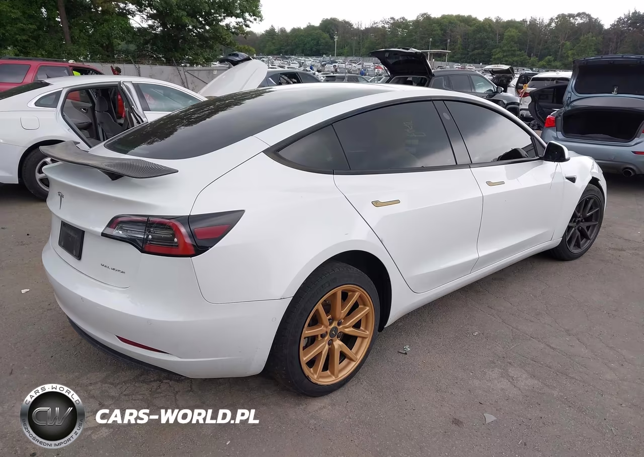 2021 Tesla Model 3 Standard Range Plus Rear-Wheel Drive VIN:5YJ3E1EA7MF048320 - 4