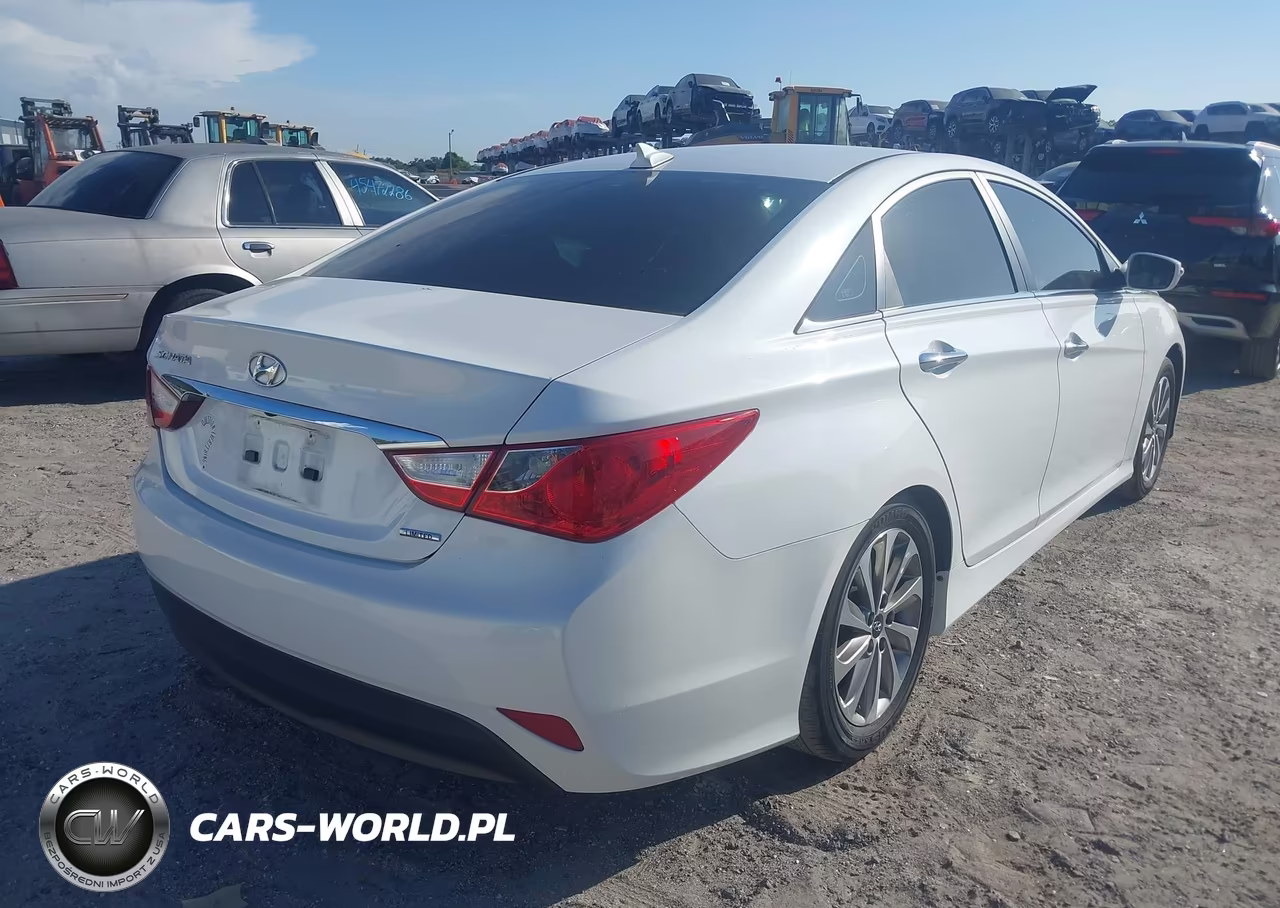 2014 Hyundai Sonata Limited VIN:5NPEC4AC4EH815602 - 4