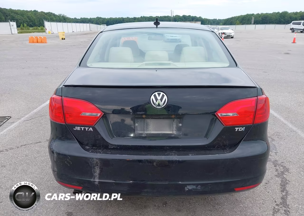 2011 Volkswagen Jetta 2.0L Tdi VIN:3VWLL7AJ0BM130572 - 16