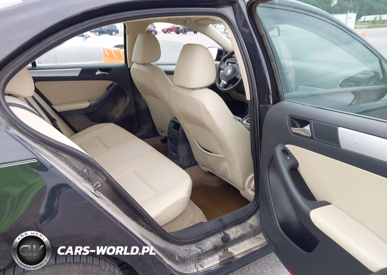 2011 Volkswagen Jetta 2.0L Tdi VIN:3VWLL7AJ0BM130572 - 8