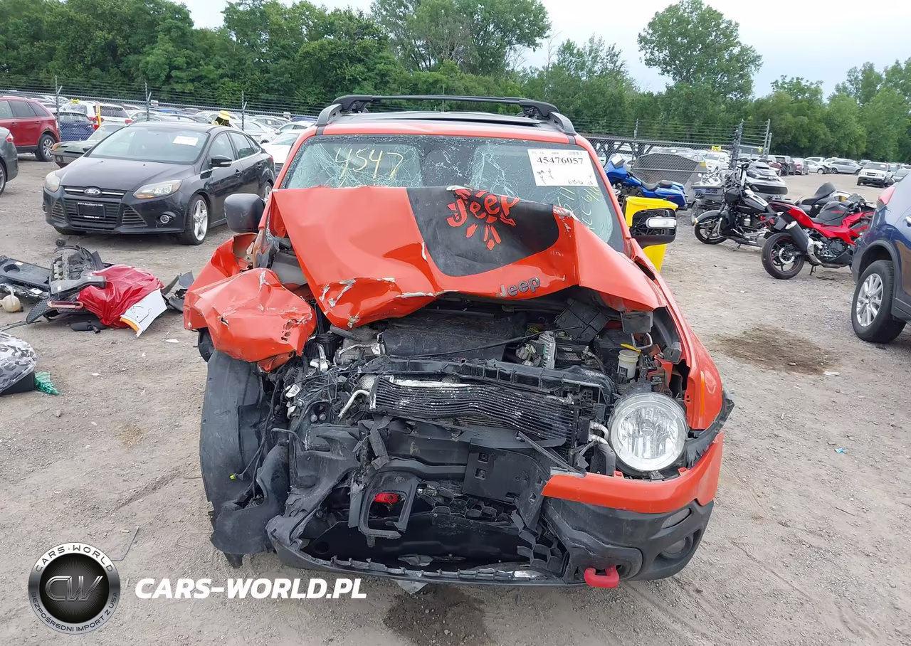 2017 Jeep Renegade Trailhawk VIN:ZACCJBCB9HPF75111 - 12