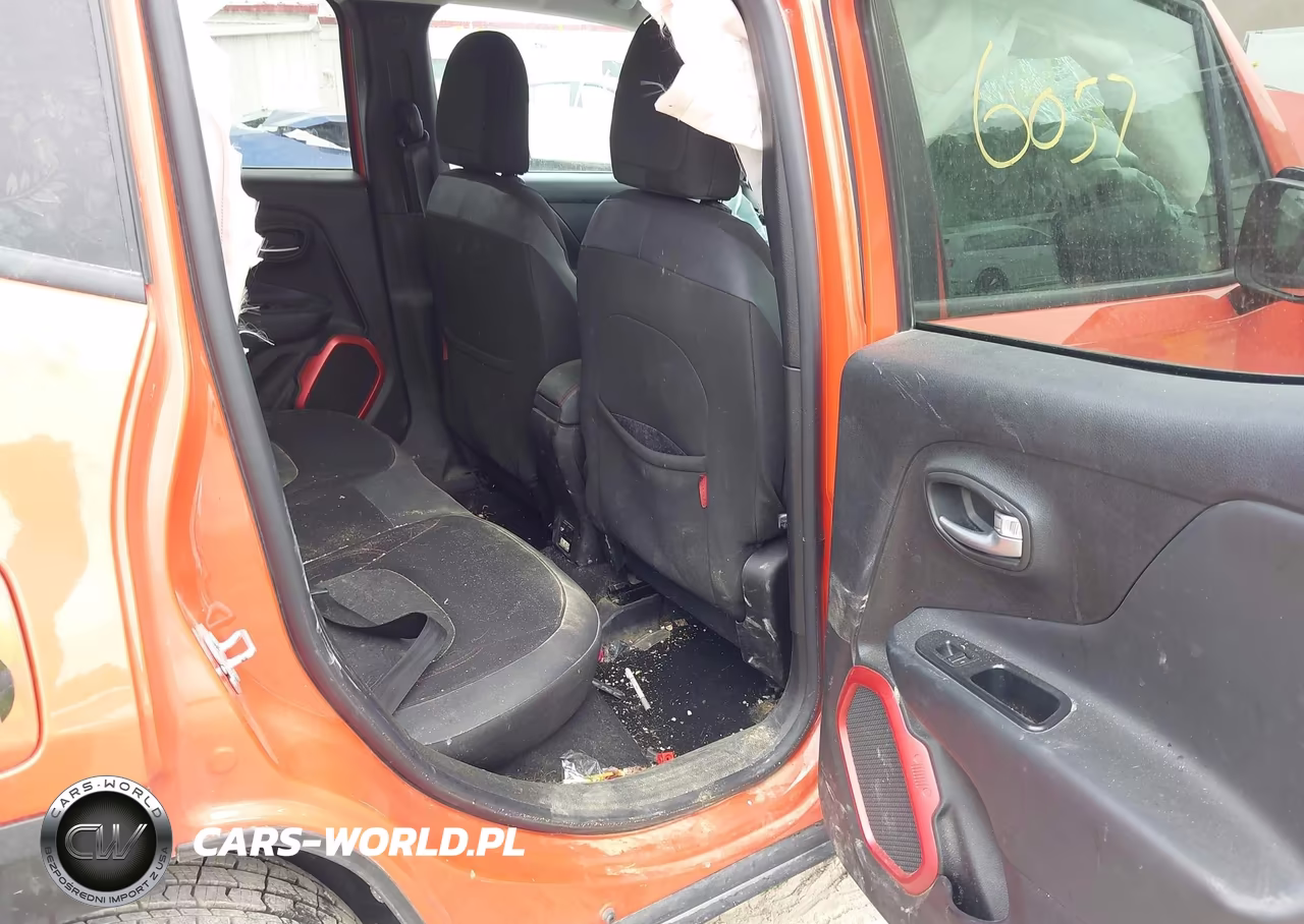 2017 Jeep Renegade Trailhawk VIN:ZACCJBCB9HPF75111 - 8
