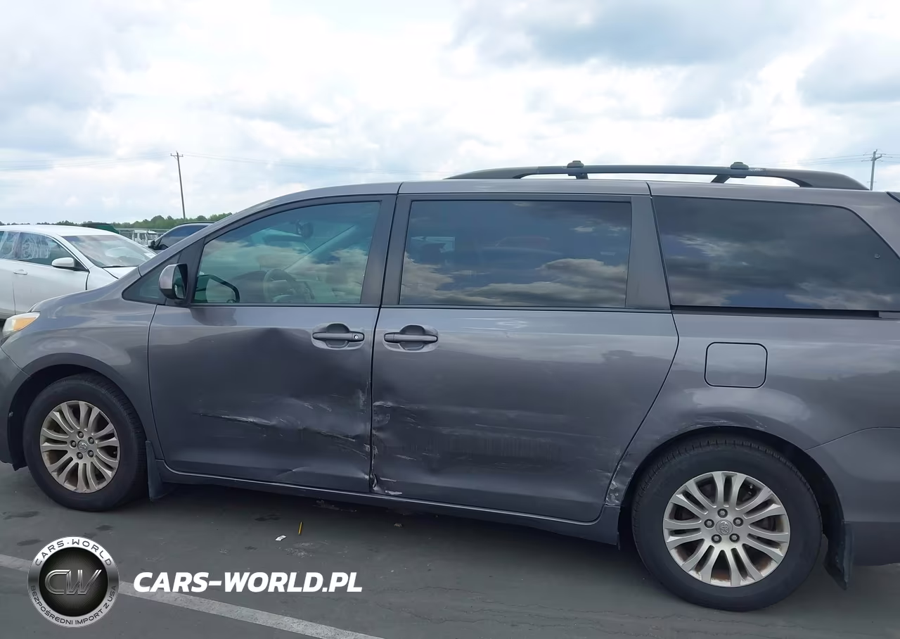 2013 Toyota Sienna Xle V6 8 Passenger VIN:5TDYK3DCXDS347566 - 14