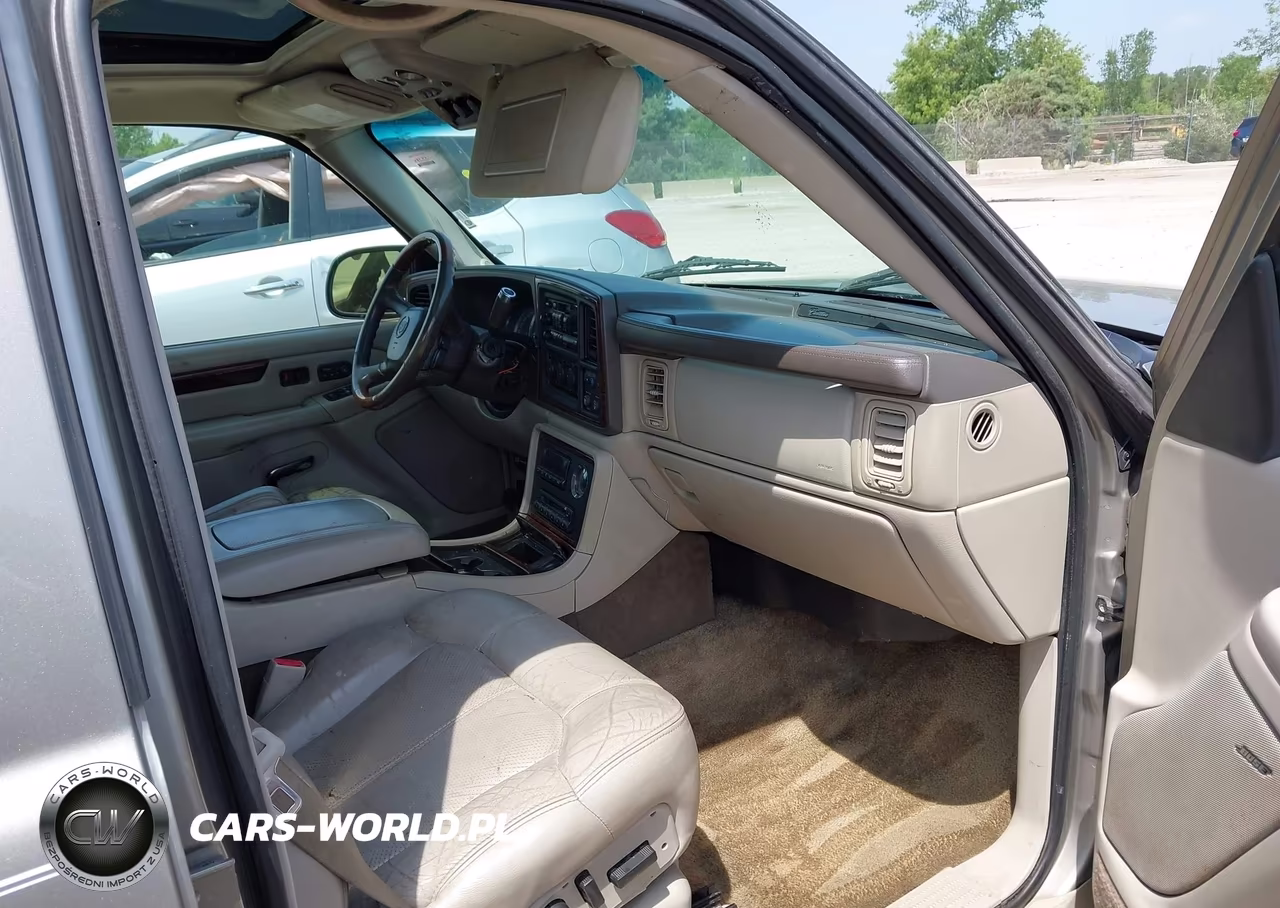 2002 Cadillac Escalade Standard VIN:1GYEK63N62R316828 - 5