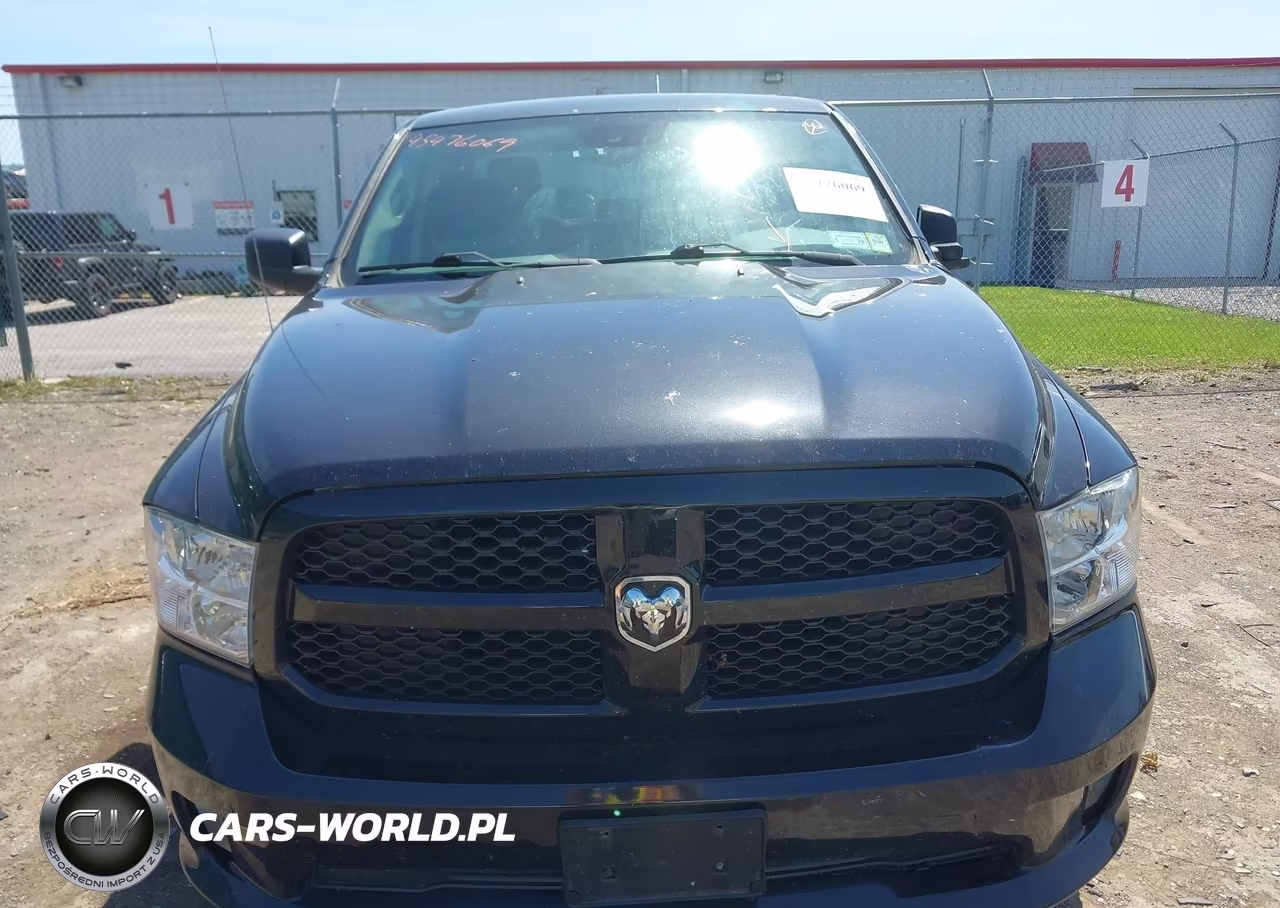 2017 Ram 1500 Express 4X4 6'4 Box VIN:1C6RR7FTXHS828488 - 12