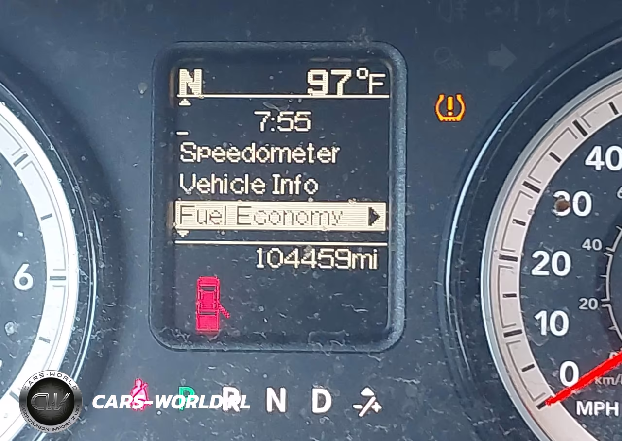 2017 Ram 1500 Express 4X4 6'4 Box VIN:1C6RR7FTXHS828488 - 15