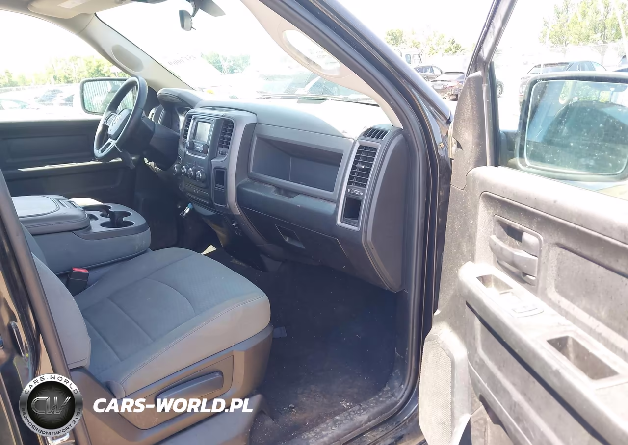 2017 Ram 1500 Express 4X4 6'4 Box VIN:1C6RR7FTXHS828488 - 5
