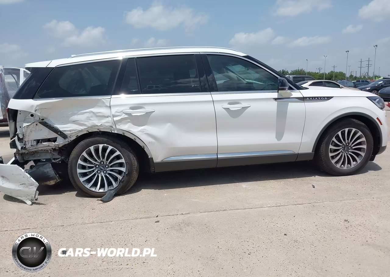 2024 Lincoln Aviator Premiere VIN:5LM5J6WC1RGL09657 - 14