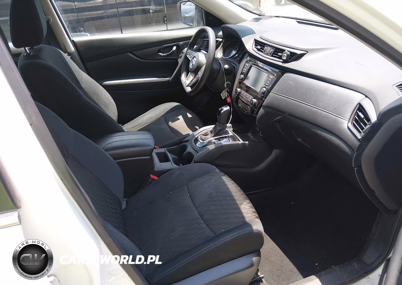 2018 Nissan Rogue S VIN:5N1AT2MV1JC732209 - 5