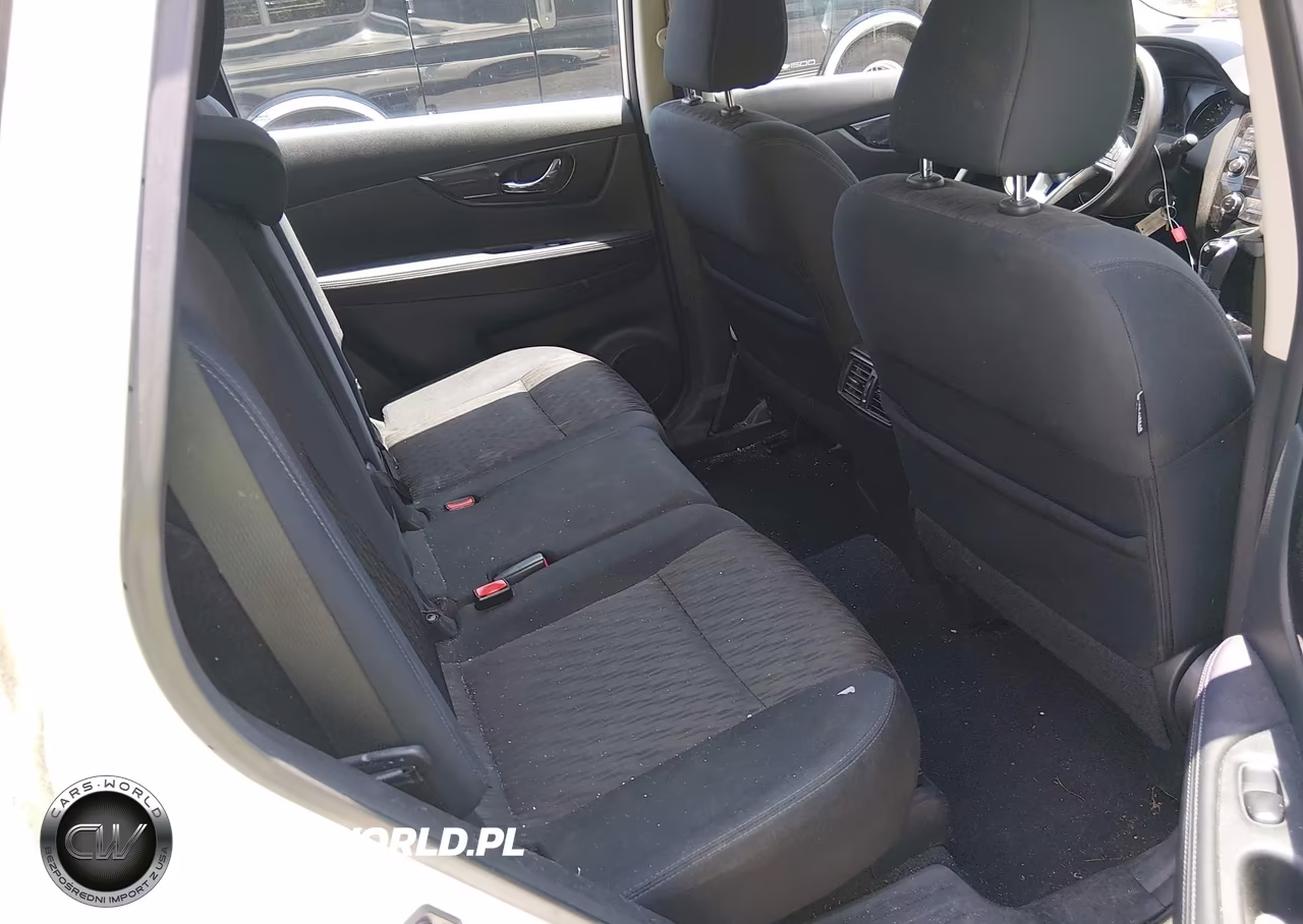 2018 Nissan Rogue S VIN:5N1AT2MV1JC732209 - 8