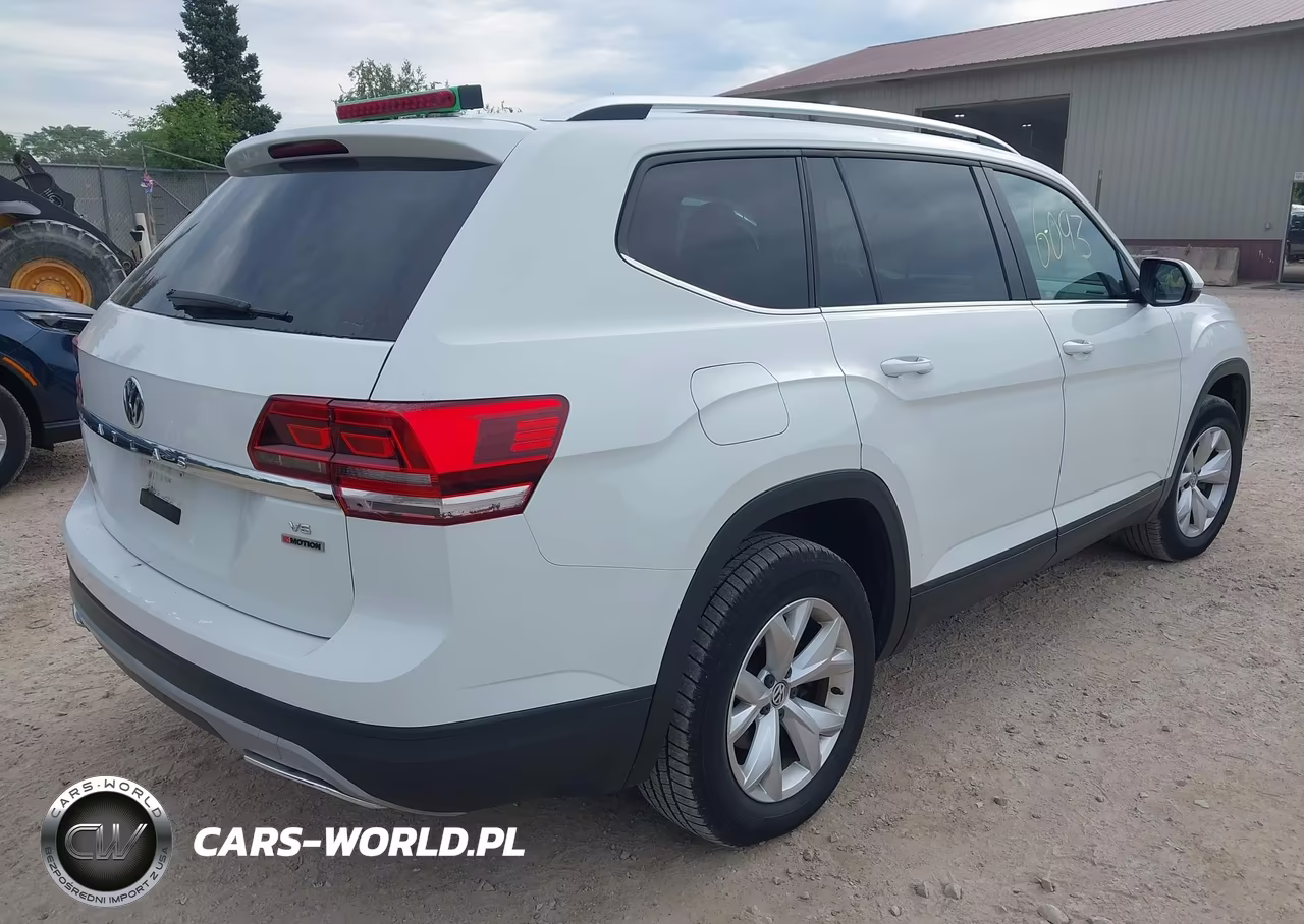 2018 Volkswagen Atlas 3.6L V6 S VIN:1V2GR2CA8JC531367 - 4