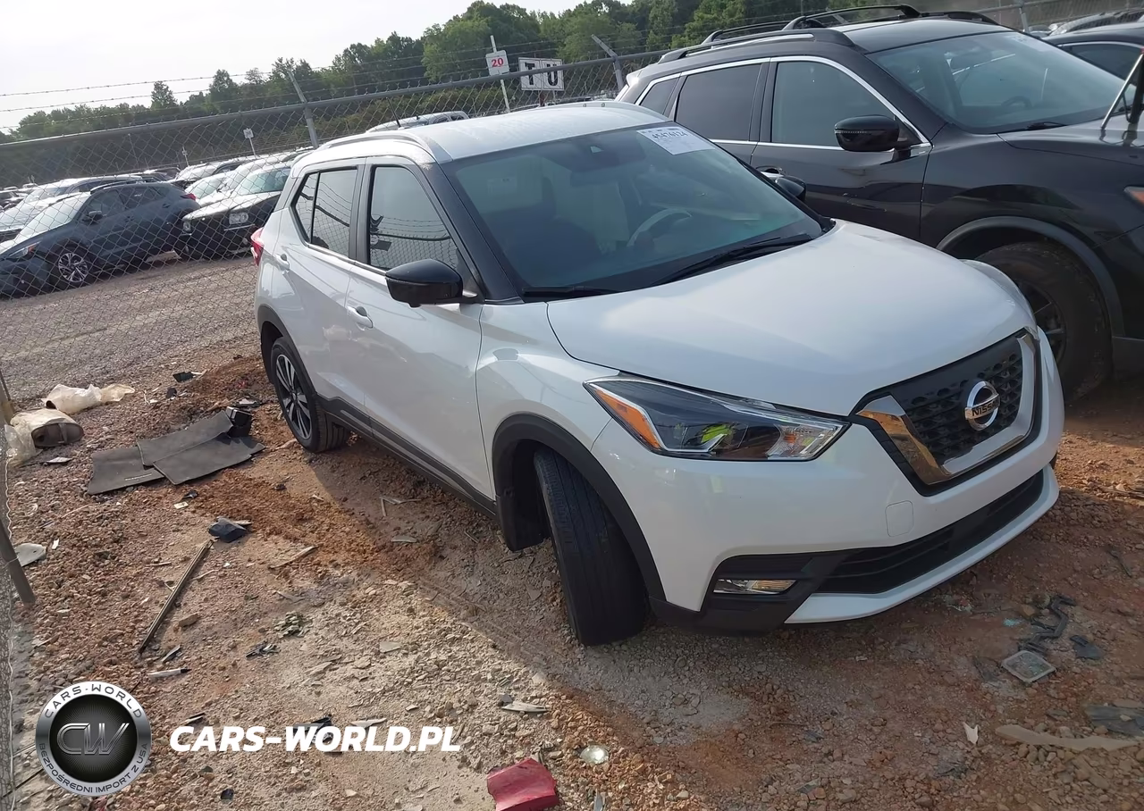 2020 Nissan Kicks Sr Xtronic Cvt
