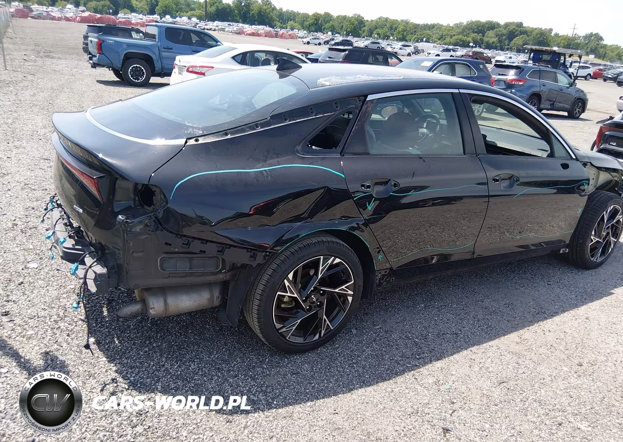 2025 Kia K5 Gt-Line VIN:KNAG64J78S5321593 - 4