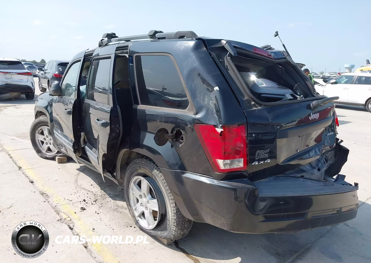 2005 Jeep Grand Cherokee Laredo VIN:1J4GR48K95C703405 - 3