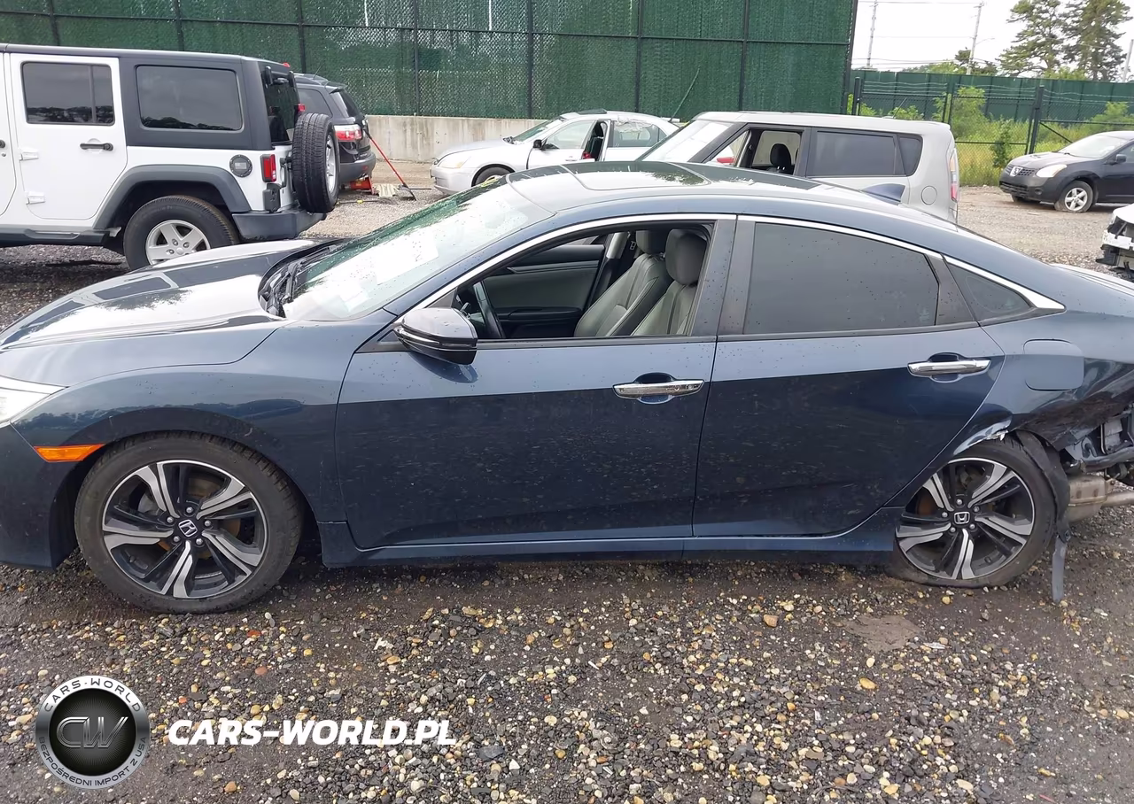 2017 Honda Civic Touring VIN:19XFC1F99HE204683 - 14