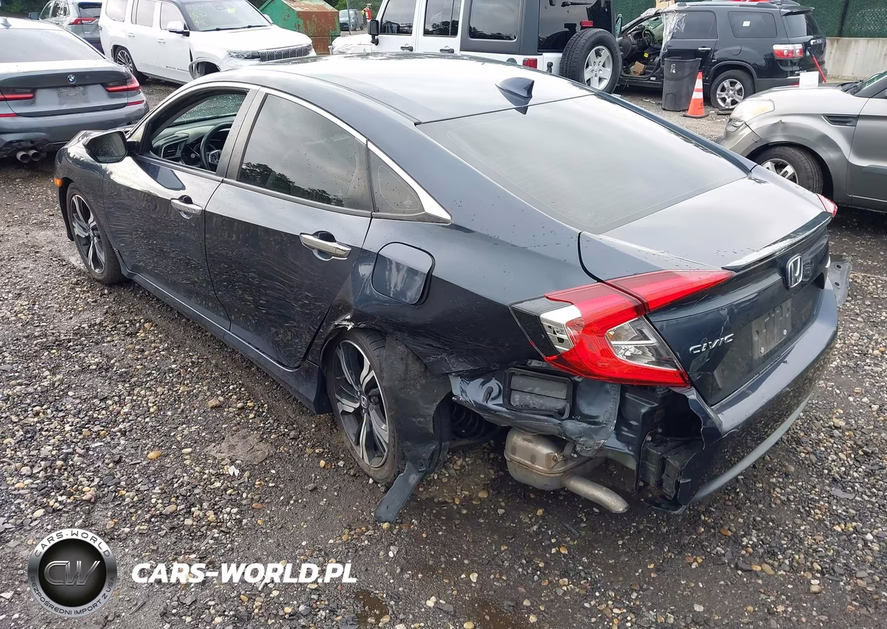 2017 Honda Civic Touring VIN:19XFC1F99HE204683 - 3