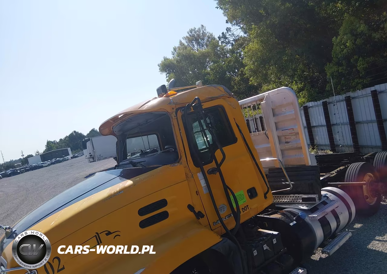 2013 Mack 600 Cxu600 VIN:1M1AW07Y9DM026030 - 11