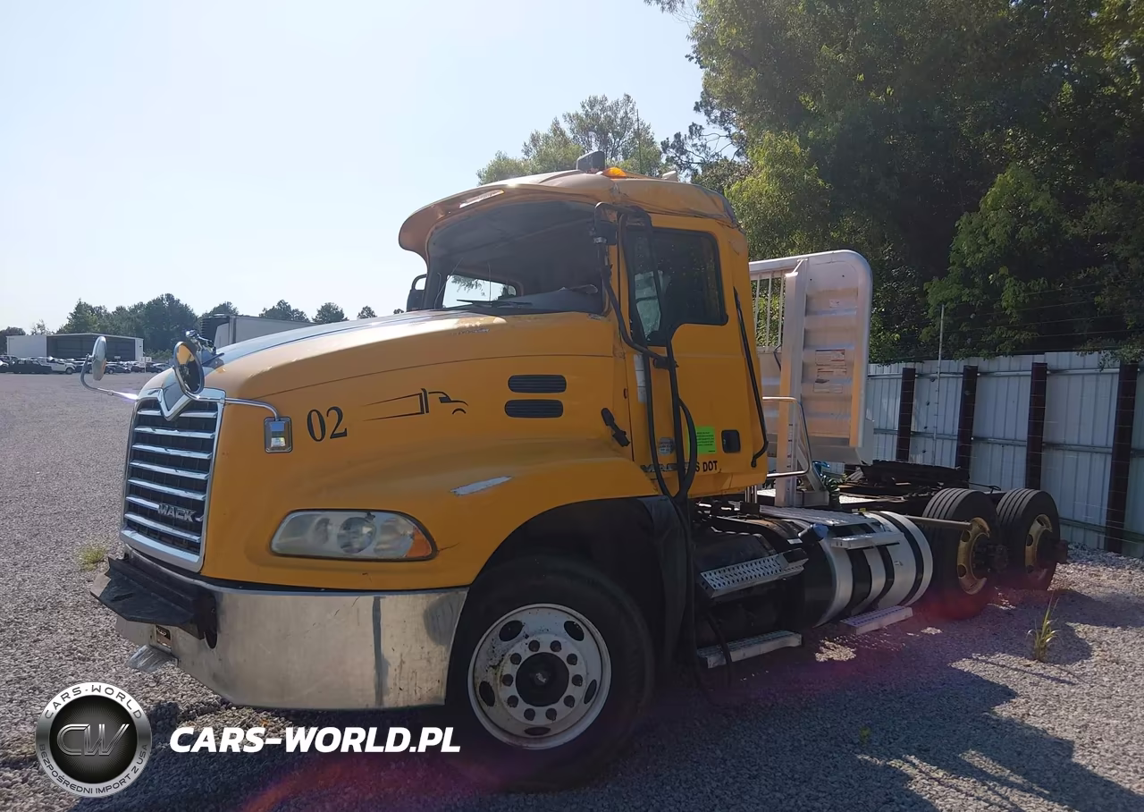 2013 Mack 600 Cxu600 VIN:1M1AW07Y9DM026030 - 2