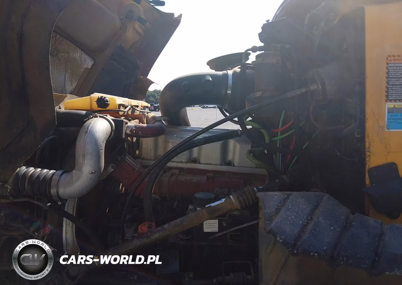 2013 Mack 600 Cxu600 VIN:1M1AW07Y9DM026030 - 9