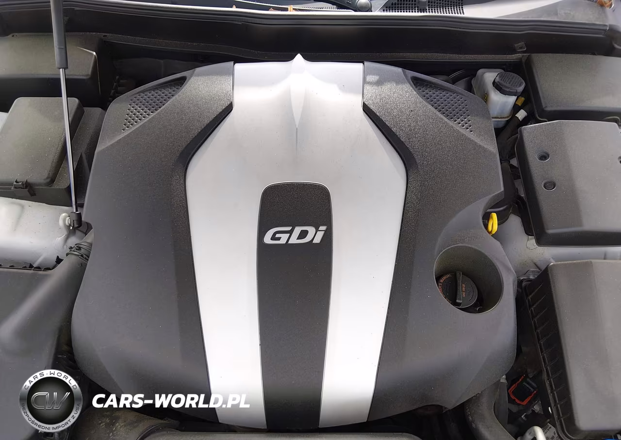 2012 Hyundai Genesis 3.8 VIN:KMHGC4DD0CU158311 - 10