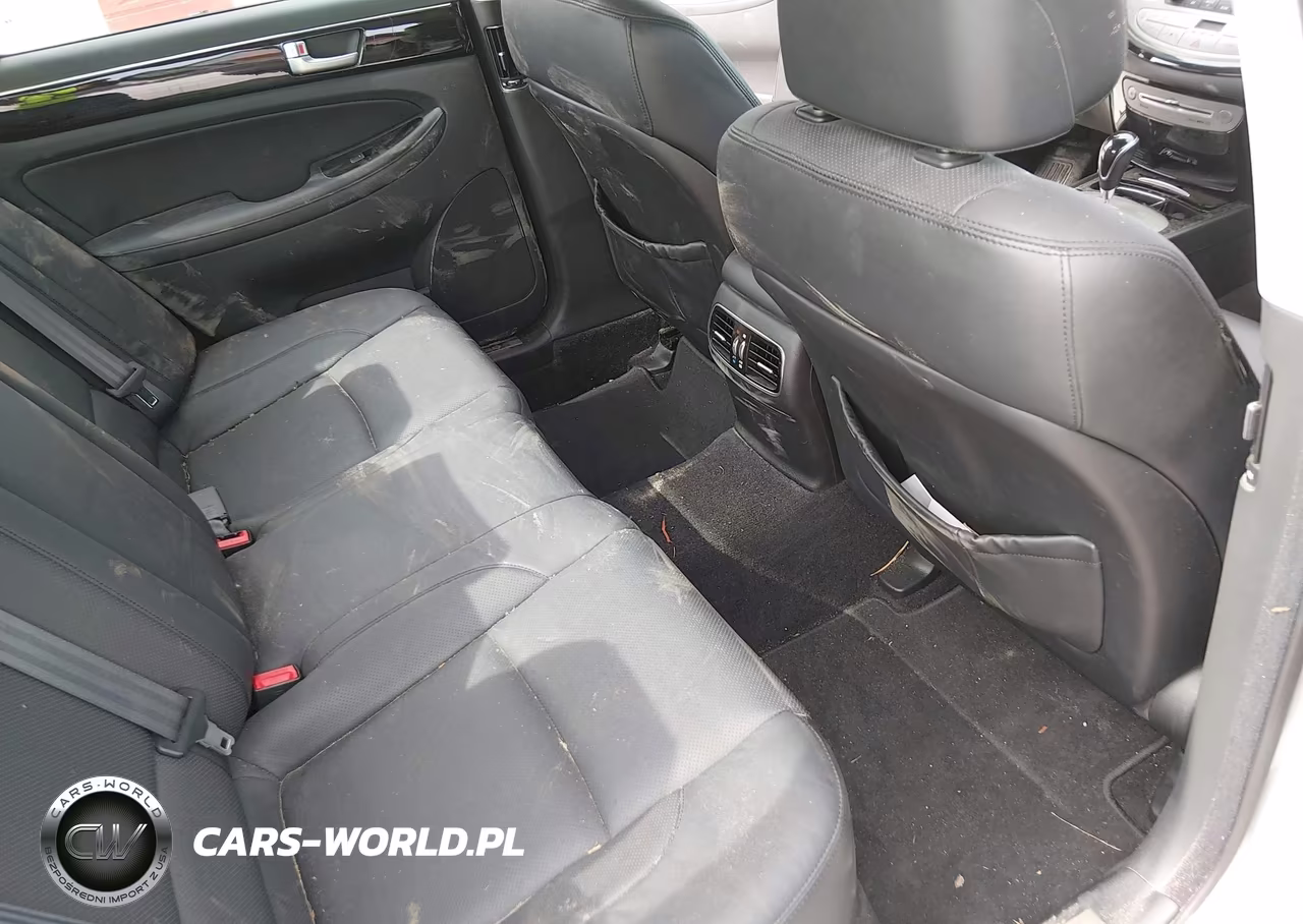 2012 Hyundai Genesis 3.8 VIN:KMHGC4DD0CU158311 - 8