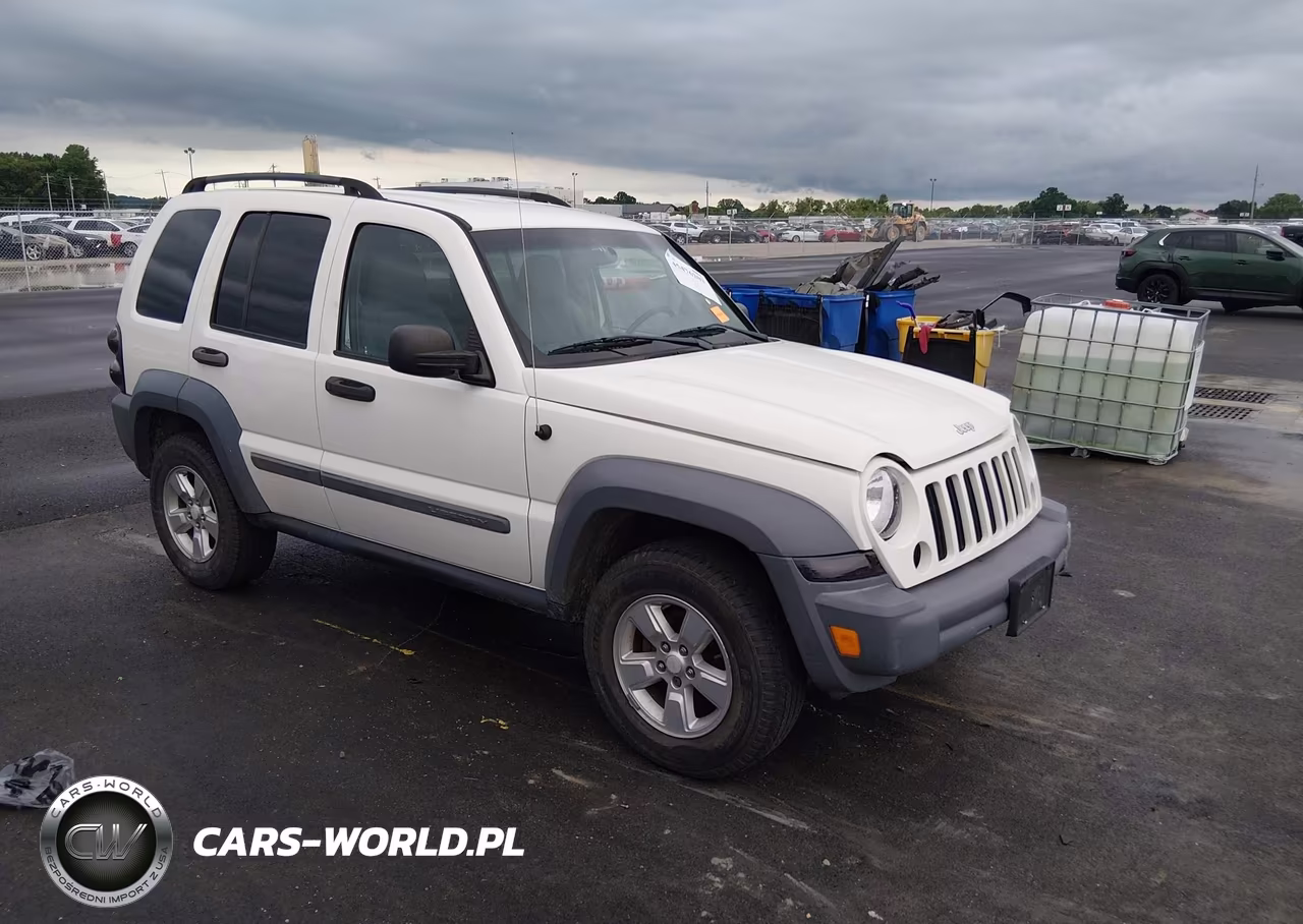 2005 Jeep Liberty Sport VIN:1J4GL48K45W504570 - 1