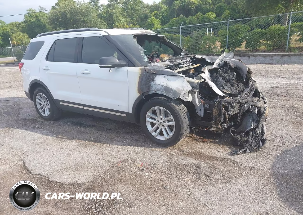 2017 Ford Explorer Xlt – zdjęcie 1 z 11