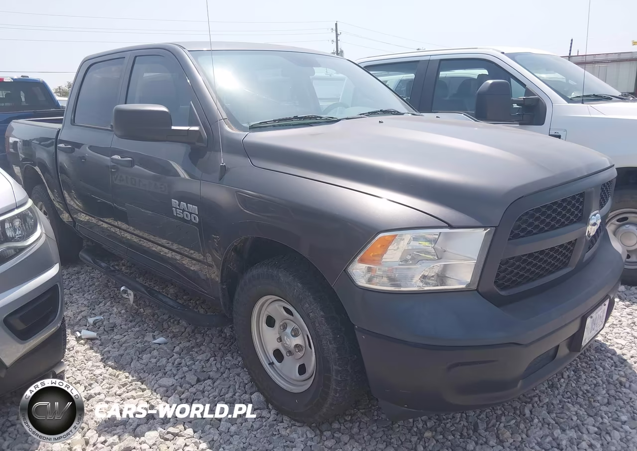 2017 Ram 1500 Tradesman 4X2 5'7 Box – zdjęcie 1 z 16